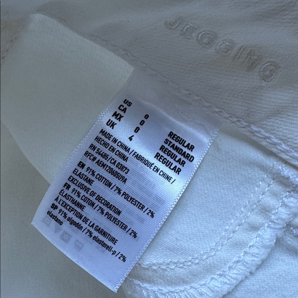 NWT American Eagle Women's White skinny  Jeans Super Super Stretch Sz 0 - Picture 3 of 7